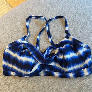 Athleta bikini top with underwire - great condition! Blue tie dye.